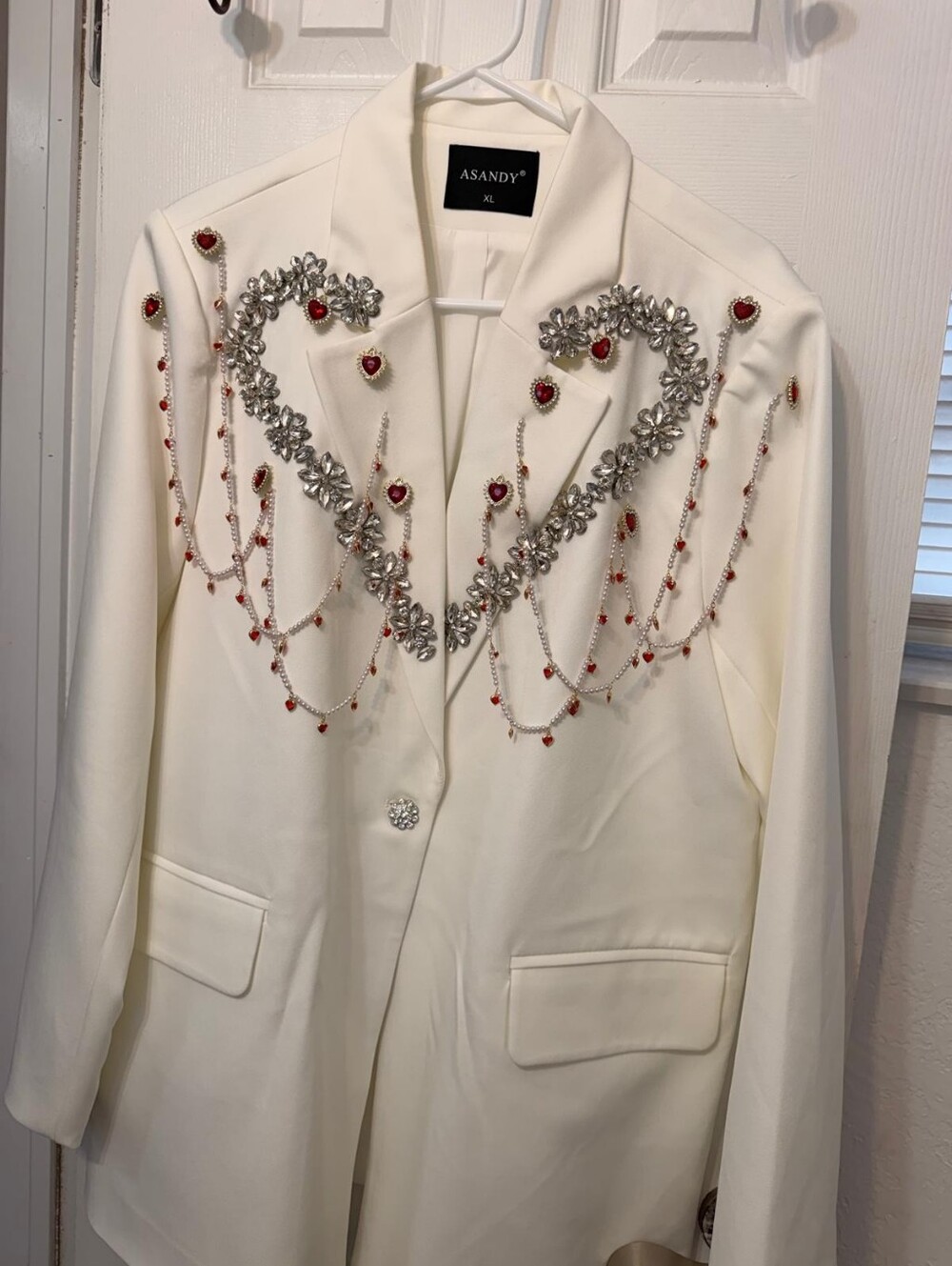 Asandy White Embellished Heart-Accent Blazer